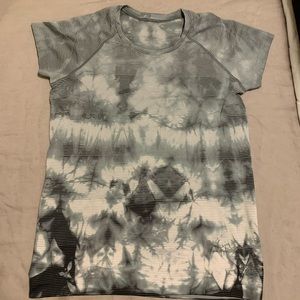 Swiftly Tech Shibori Die Short Sleeve